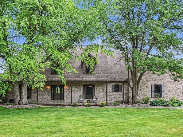 55020 Colonial Ridge Dr, Bristol, IN 46507