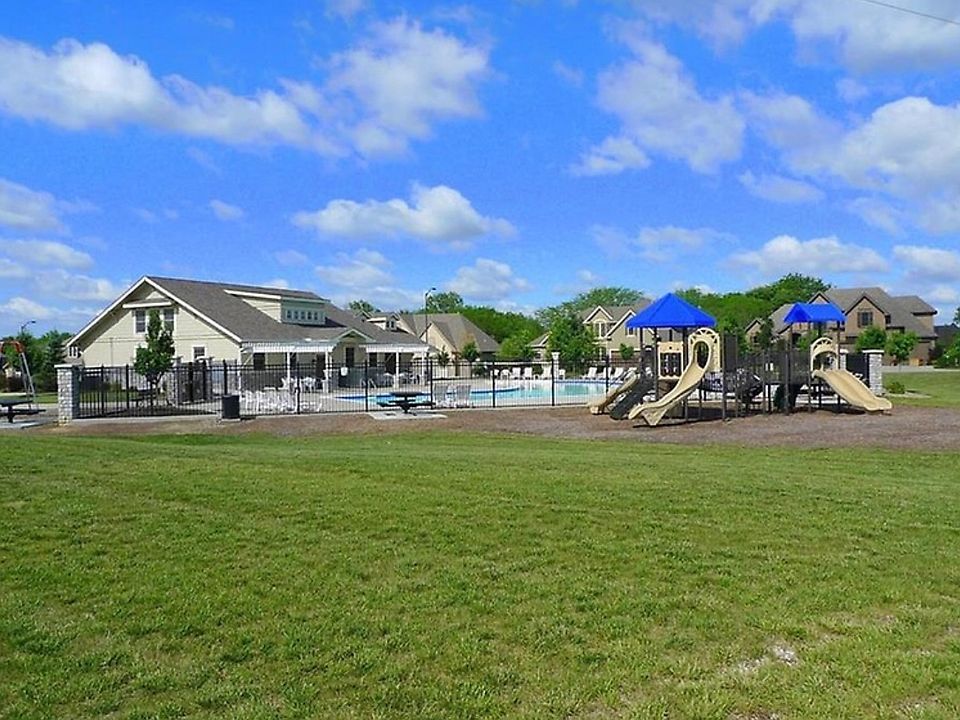 Clubhouse, Pool & Playground