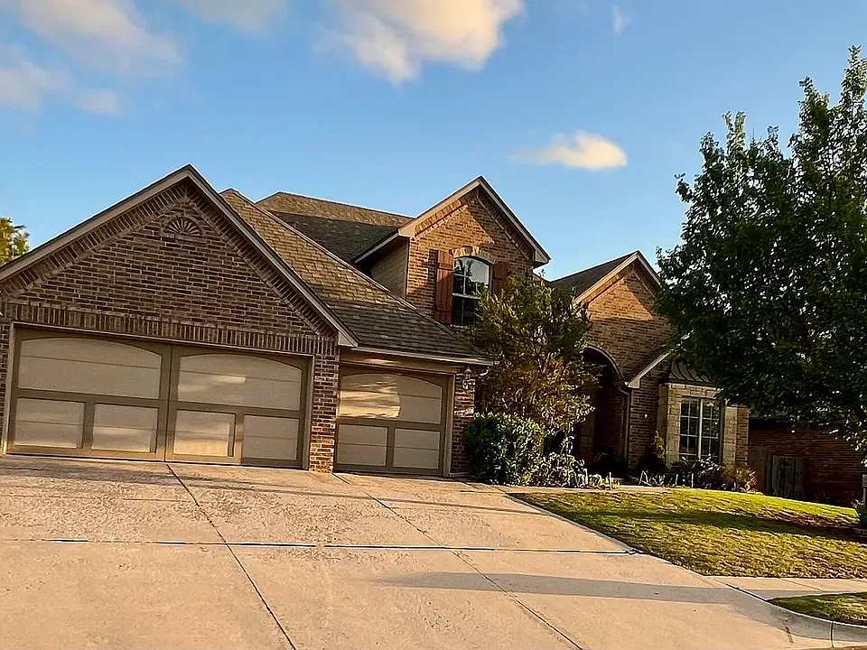 1616 NW 185th St