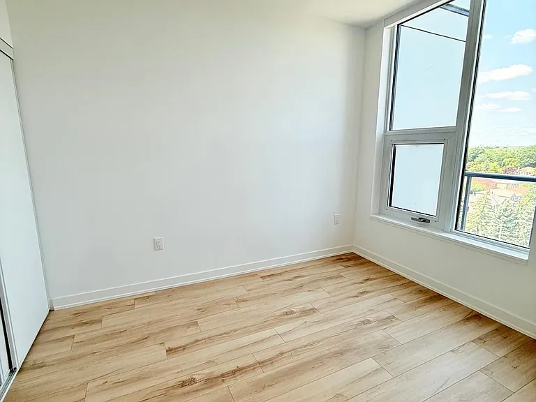 7437 Kingston Rd #818B — Photo 10