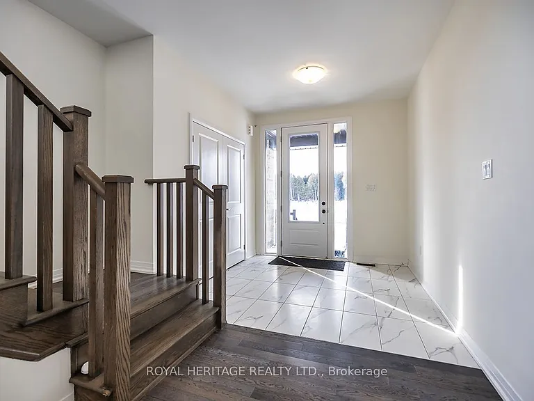 289 Flavelle Way — Photo 4