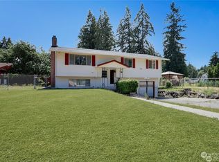 11402 107th St SW, Lakewood, WA 98498