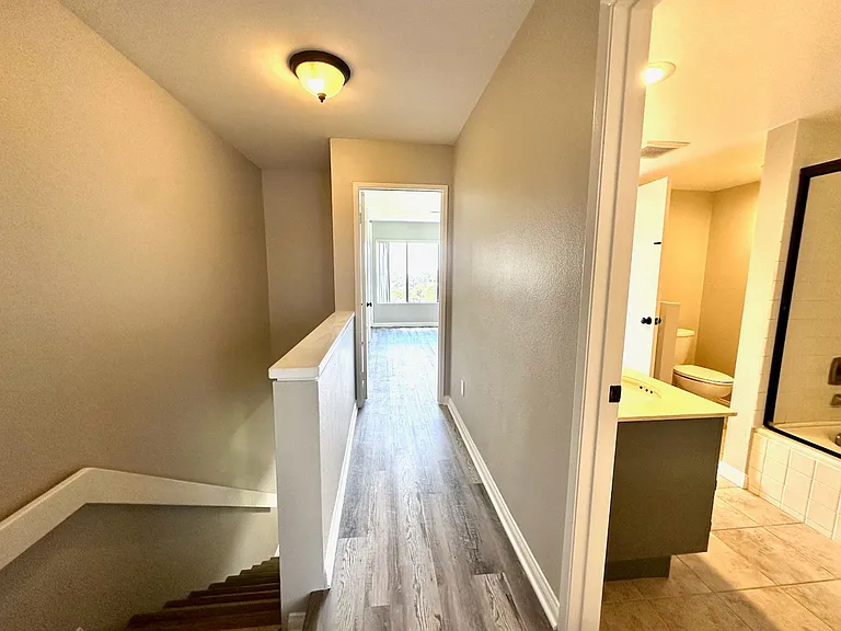 821 America Way — Photo 24