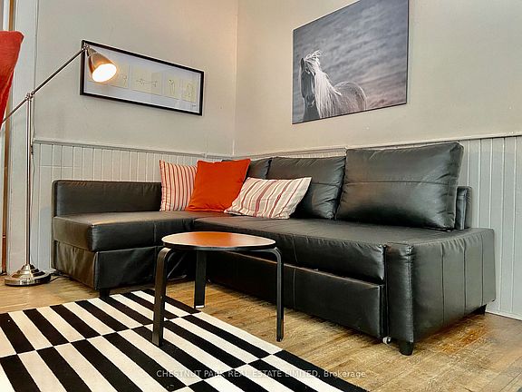 3rd image of 1066 Yonge St #21