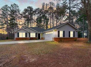 35 Blackberry Ln, Covington, GA 30016