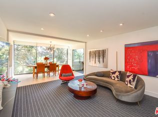 289 S Barrington Ave #A211, Los Angeles, CA 90049