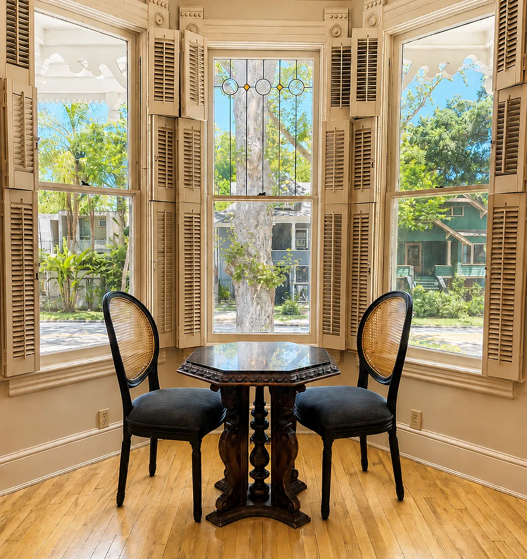 2 bed, 1100 sqft, $3,999 — Photo 2