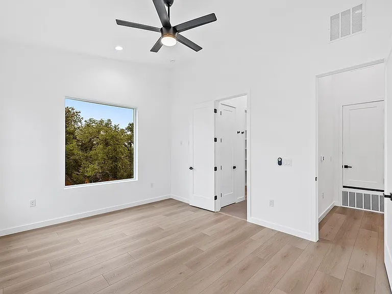 21508 Twain Cv #A — Photo 6