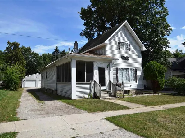 108 Mary St, Yale, MI 48097