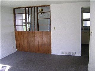 3rd image of 1016 S Johnston Ave