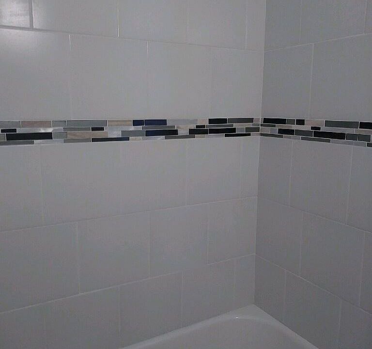 B 3792 Clements bathroom