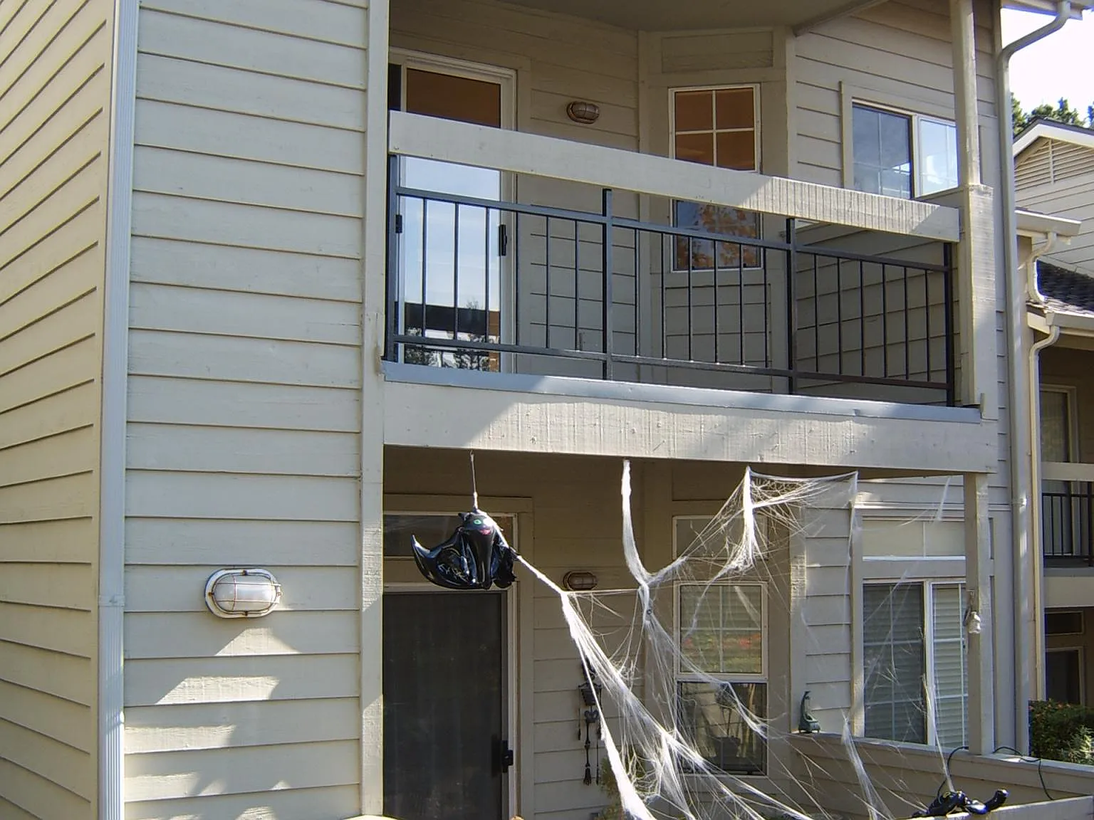 2 bed, 1043 sqft, $2,950 — Photo 2