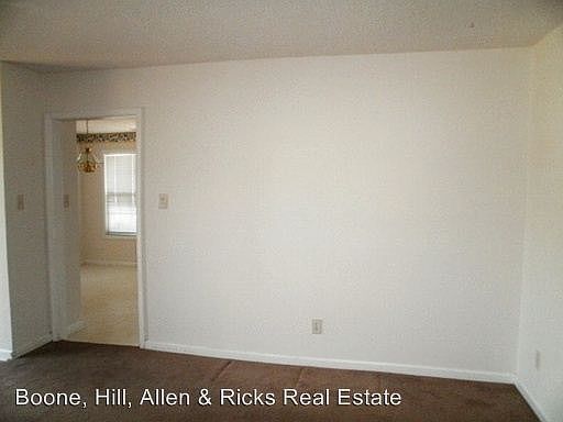 5th image of 4757 Honeysuckle Ln