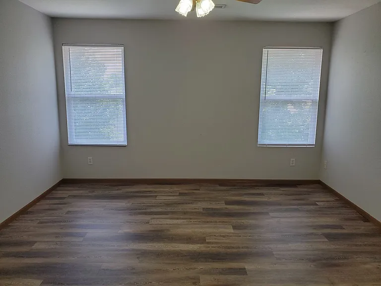 7319 SW 23rd St — Photo 17