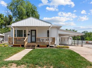 2922 Hillcrest Ave, Alton, IL 62002