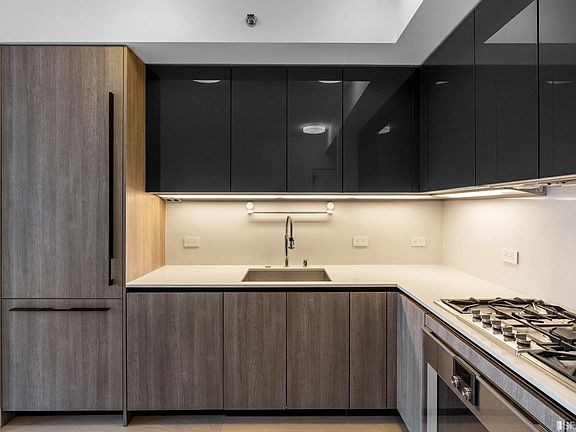 5th image of 338 Main St Unit 9H