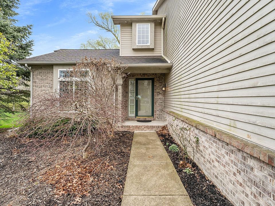 1st image of 434 Pine Creek Ct