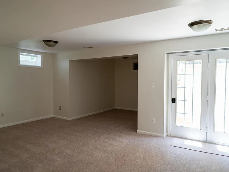 14741 Dogwood Park Ln — Photo 15