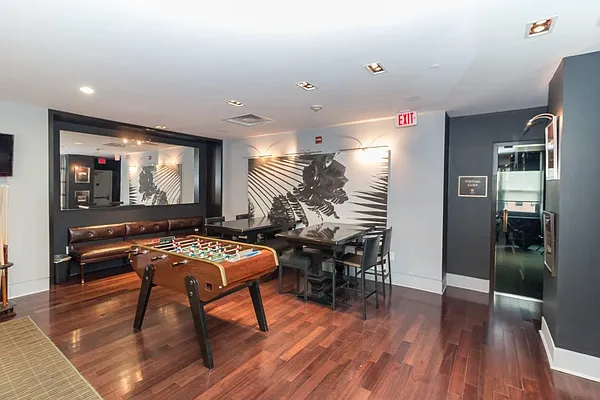 Sold by Nestseekers | media 15