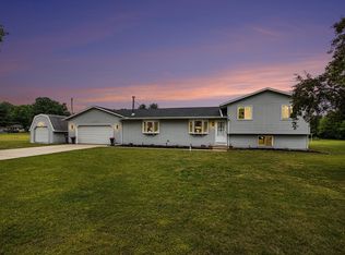 33892 Shirley Dr, Niles, MI 49120