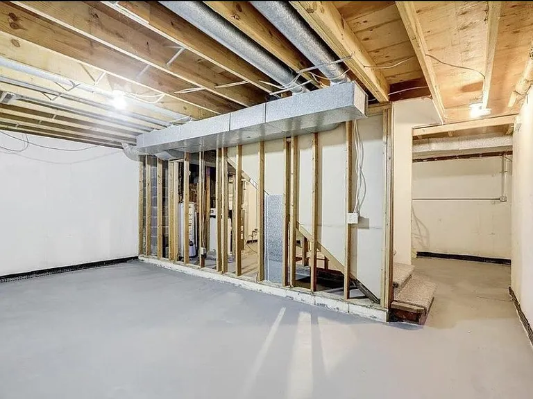 3705 Portage Rd — Photo 16