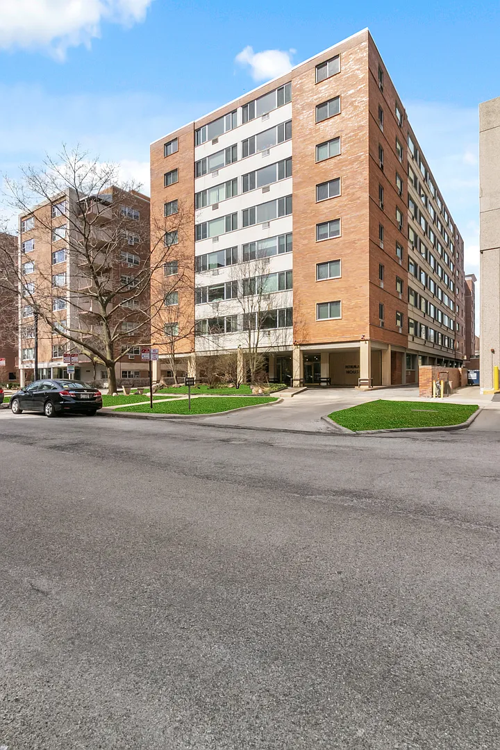 1516 Hinman Ave APT 206 photo 1