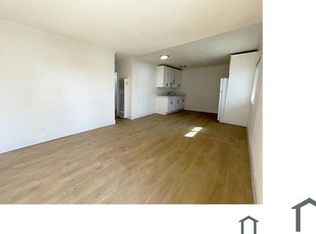 1704 E San Luis St, Compton, CA 90221