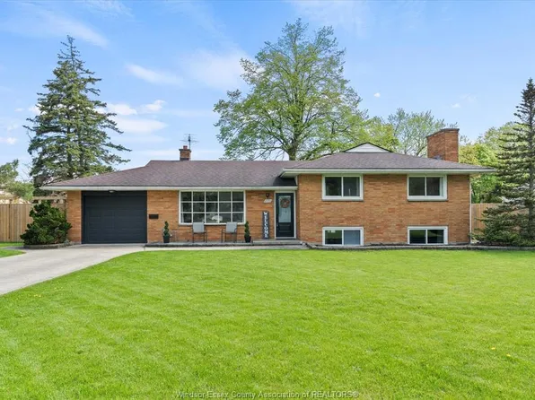 295 Simcoe St, Amherstburg, ON N9V 1M5