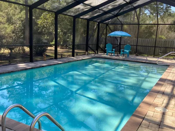 67 Secret St, Freeport, FL 32439