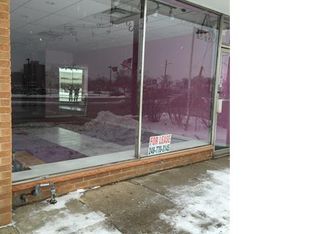 24825 Greenfield Rd, Southfield, MI 48075