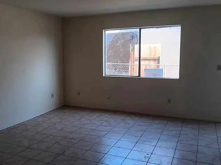 517 Lincoln Ave #3 — Photo 2