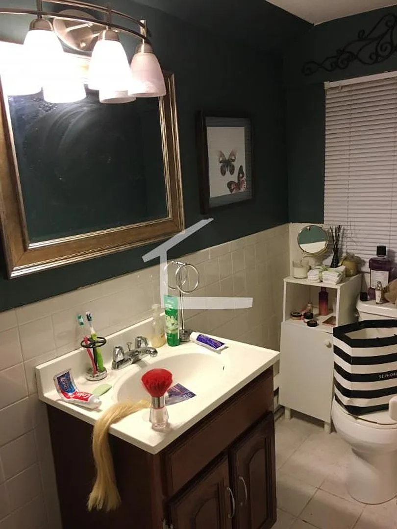 1bed 2bath in Allston is now available — Photo 2