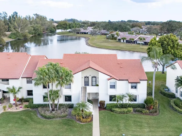 5829 Parkwalk Drive, Boynton Beach, FL 33472