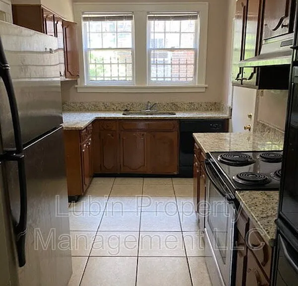 2191 Washington Ave #1 — Photo 6