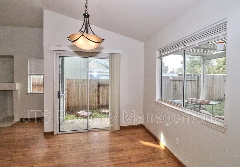3549 Pine Hollow Way — Photo 22