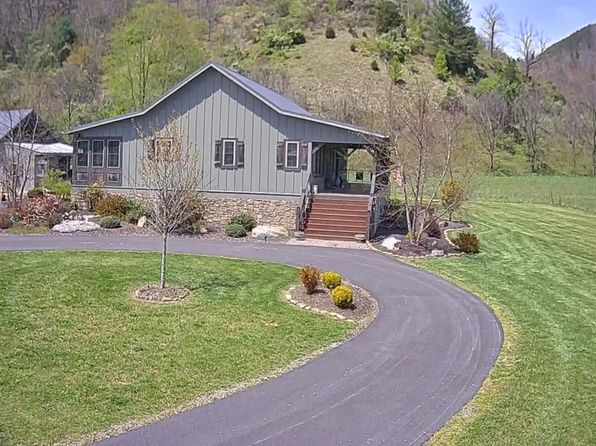 4246 Roan Creek Rd, Mountain City, TN 37683