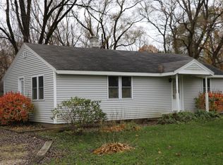 2544 Gregory Rd, Benton Harbor, MI 49022