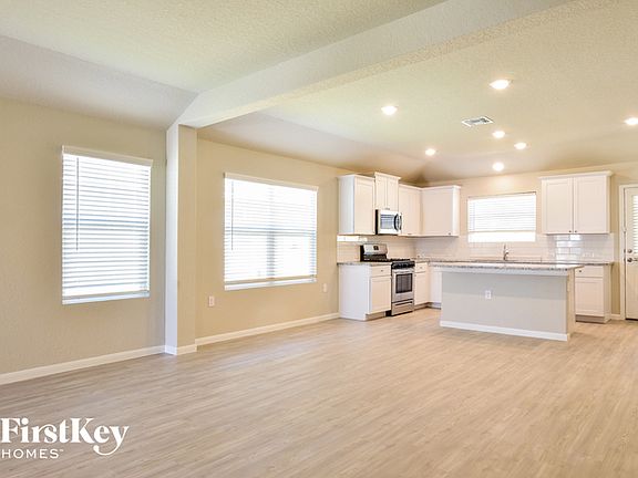 3rd image of 4507 Meadowland Pl