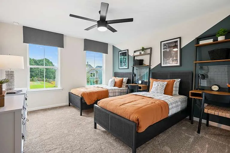 5 bed, 2653 sqft, $2,800 — Photo 4