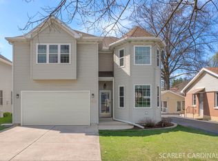 520 S Wisconsin Ave, Villa Park, IL