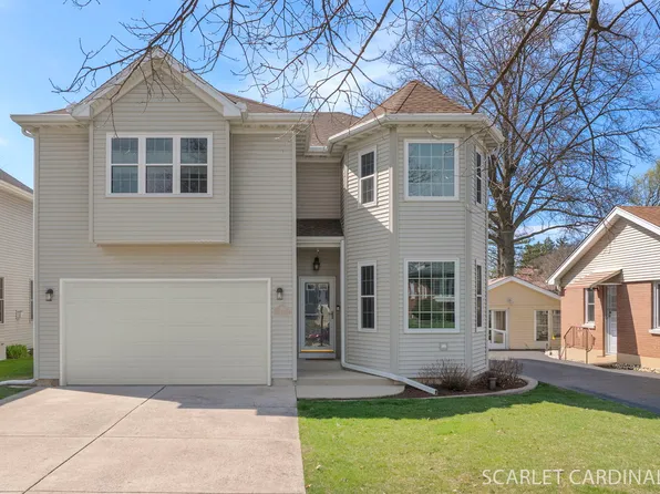 520 S Wisconsin Ave, Villa Park, IL 60181