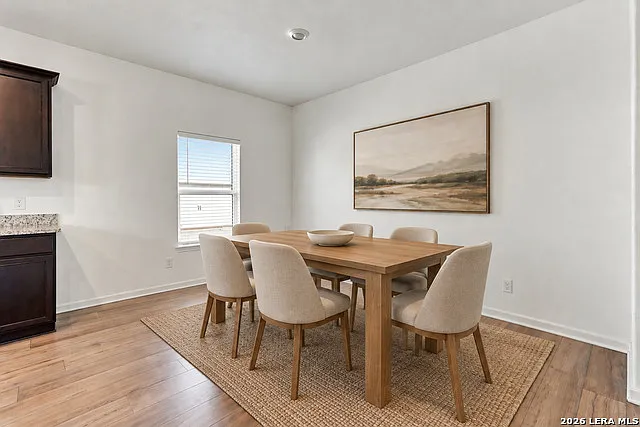 4 bed, 2.5 bath, 1871 sqft, $1,645 — Photo 4