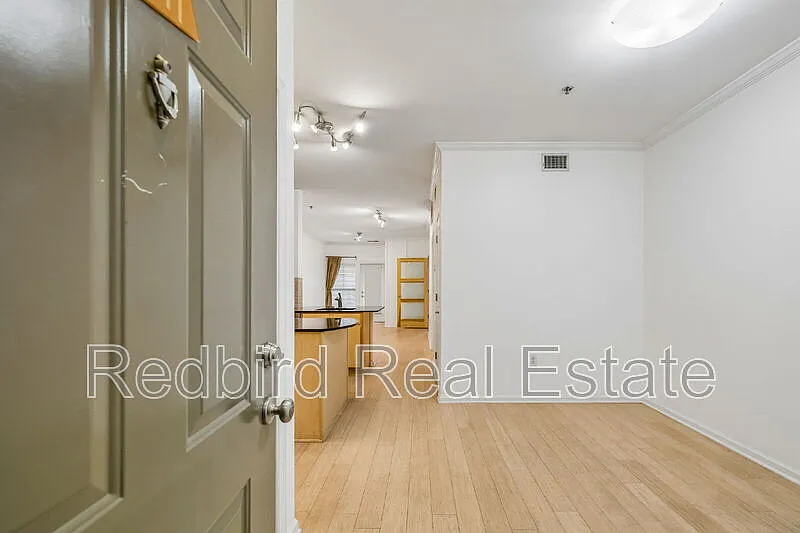 1803 Broadway #211