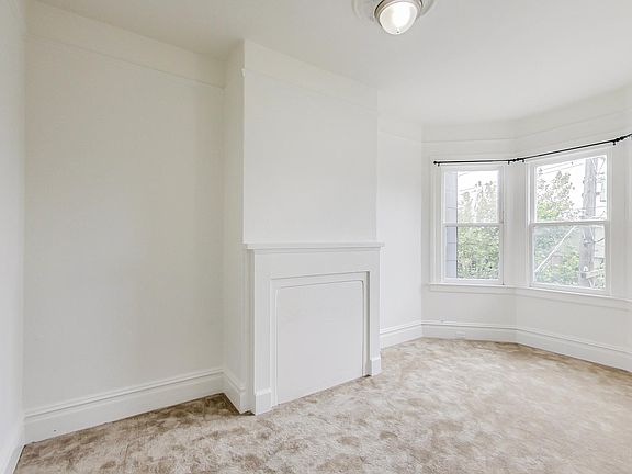 3rd image of 2671 McAllister St #2671