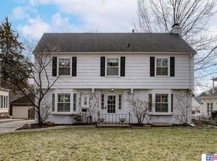 2945 Georgian Ct, Lincoln, NE 68502