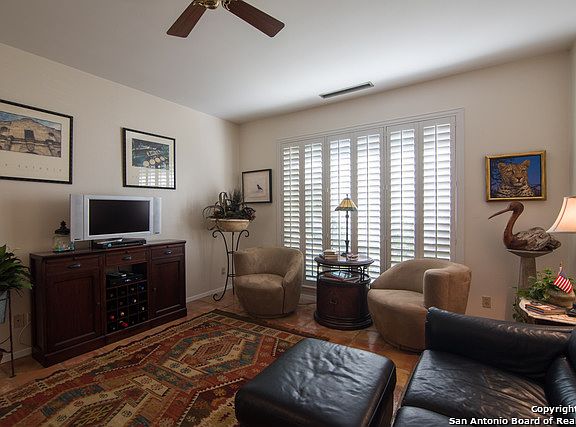 4th image of 111 Montclair Ave