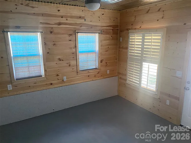 1320 Jamestown Rd — Photo 5