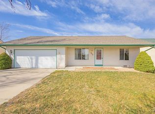 655 S Dumont Dr, Pueblo West, CO 81007