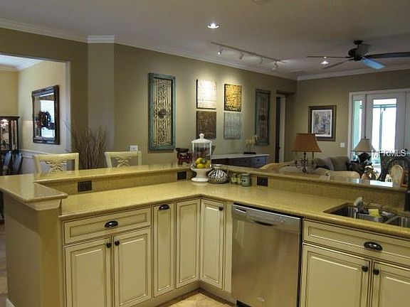 5th image of 473 Fountain Valley Ln