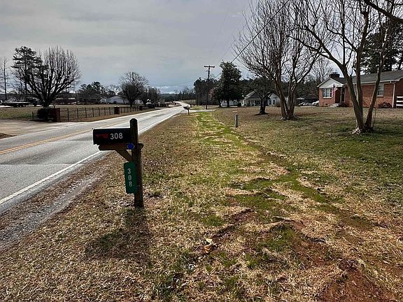 2nd image of 308 S Charleston St